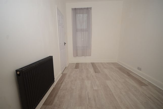 Flat for sale in Alverthorpe Street, South Shields