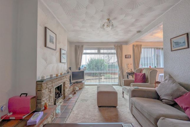 99, Alderley Lane, Leigh photo 3