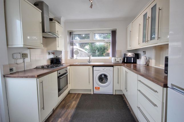 1, Ganton Way, Willerby, Hull photo 2