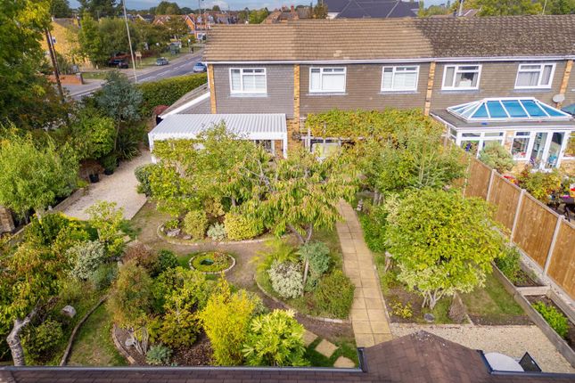 2, Forge Drive, Slough photo 2