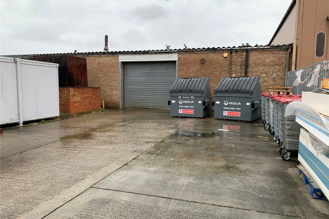 Thumbnail Warehouse to let in Shannon Way, Canvey Island, Essex