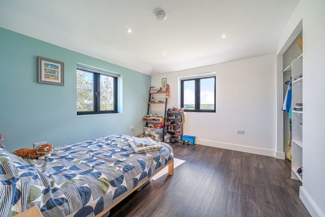 35, Station Road, Newquay photo 4