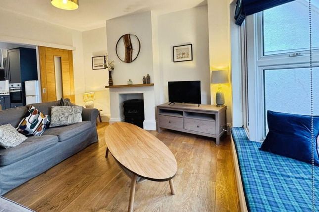 1, St Georges Close, Dunster photo 4