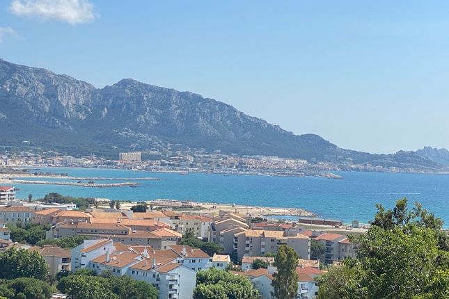 Thumbnail Villa for sale in Marseille, Marseille &amp; Cote Bleu, Provence - Var