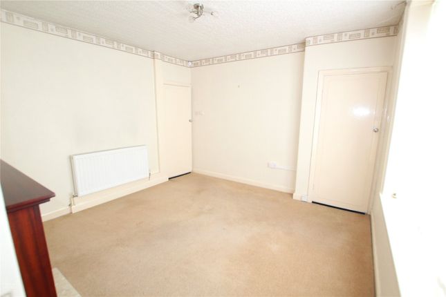 16, Minerva Street, Huddersfield photo 3