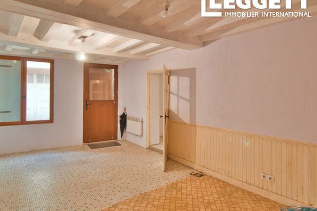 Villa for sale in Loudun, Vienne, Nouvelle-Aquitaine