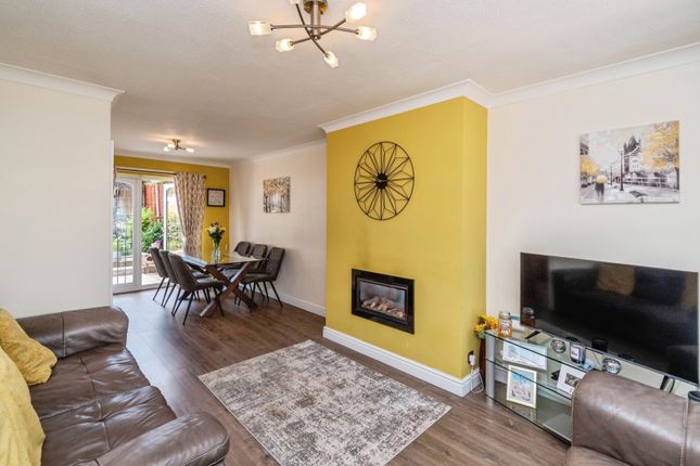 47, Longwood Rise, West Midlands photo 2