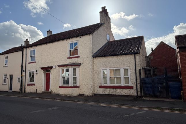 5-bed terraced on 6, Chapel Street, Thirsk, £235,000