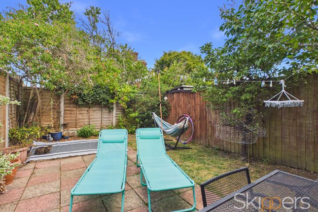14 Kent Avenue, Ashford photo 4