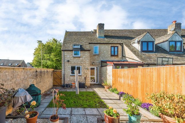 15, Sherbourne Road, Witney photo 2