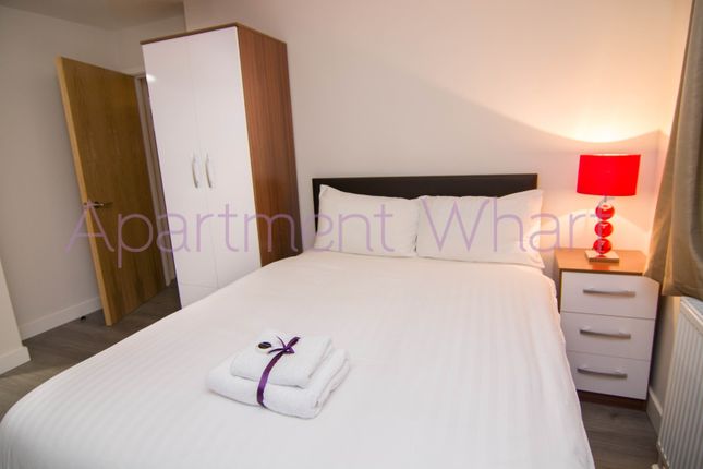 3, London photo 2