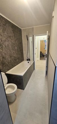 Whatsapp Image 2025-10-23 At 10.38.28 (4).Jpeg