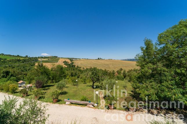 Country house for sale in Italy, Umbria, Terni, Acquasparta