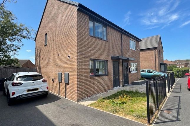 51, Emerald Green Grove, Rotherham photo 2