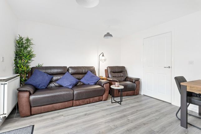 24, Meikle Drive, Penicuik photo 4