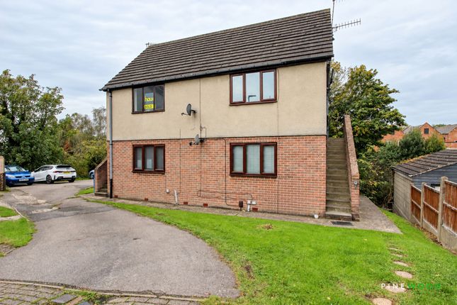 1-bed flat on 6 Swaddale Close, Tapton, Chesterfield, £80,000