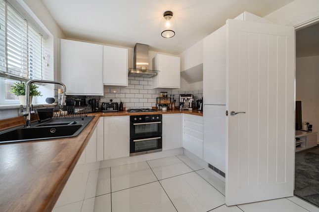 29 Knight Lane, Taunton photo 4