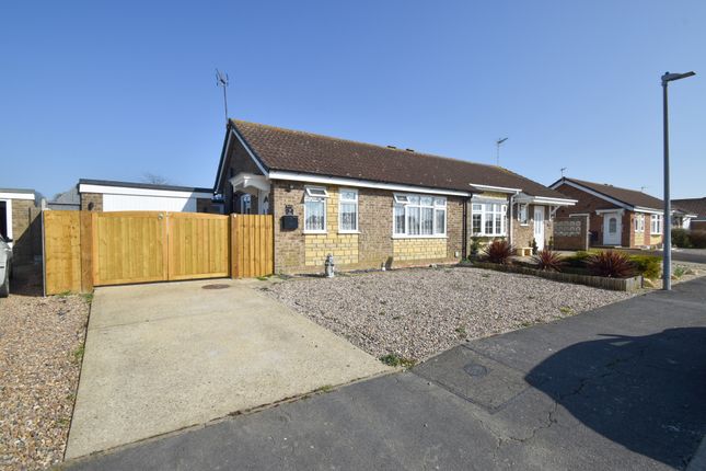 7, Birkdale Close, Skegness photo 2