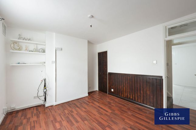 32, New Road, Uxbridge photo 4