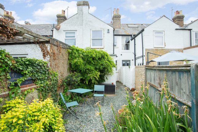 89, Island Wall, Whitstable photo 4