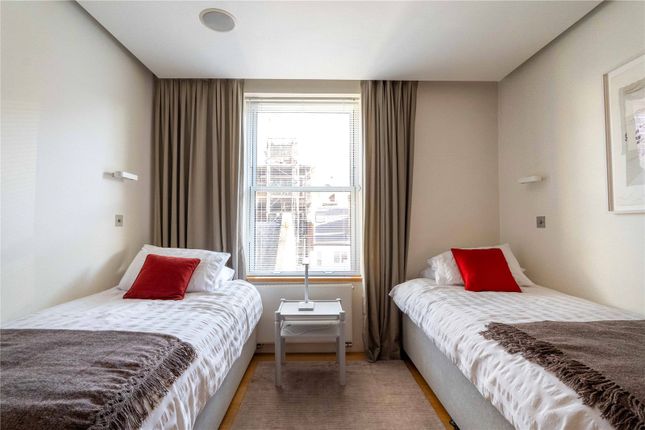 Flat to rent in Hans Place, Knightsbridge