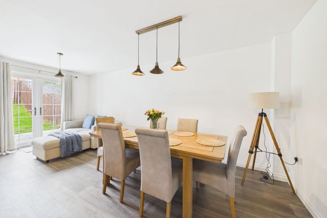 65 Blacader Drive, Glasgow photo 4