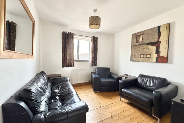 Flat 4, Victor Court 21A Arthur Street, Nottingham photo 3