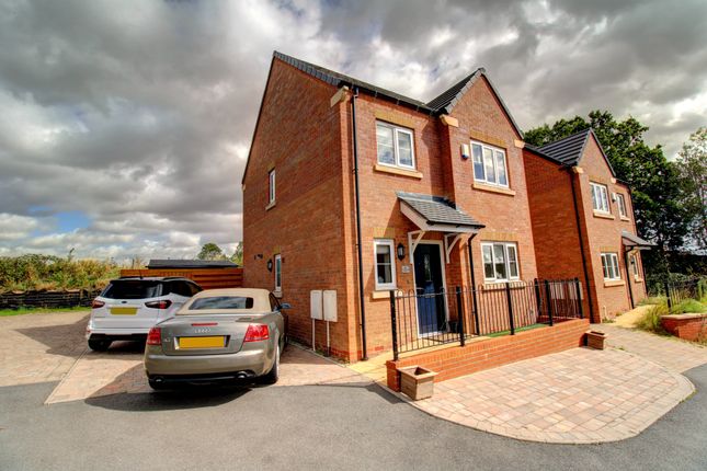 Thumbnail Detached house for sale in Lodge Rise, Polesworth, Tamworth