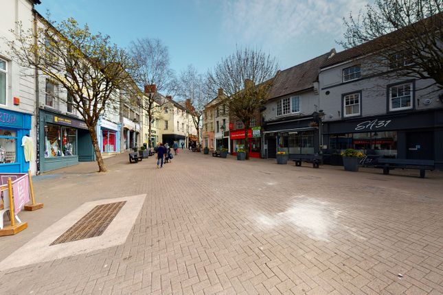 Thumbnail Retail premises to let in 18 Notts Square, Carmarthen, Carmarthenshire