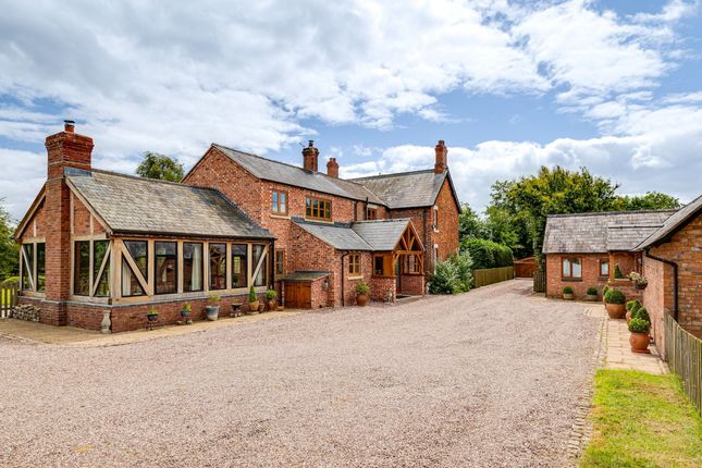 Yew Tree Farm Cholmondeley Road, Nantwich photo 2
