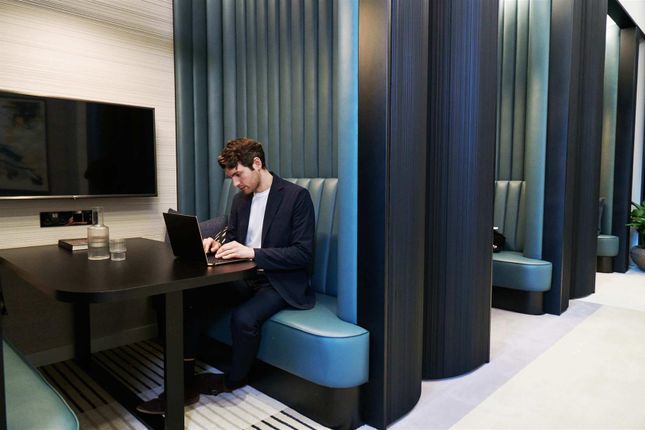 White City Living, V-12.01, 54 Wood Lane, London photo 4