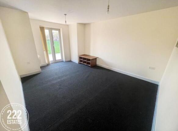 Regency Square, Warrington photo 3