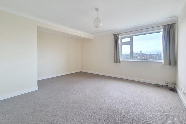 22 Somerville Court, Thorn Road, Hedon photo 2