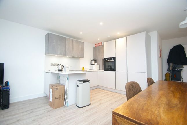 Flat to rent in Charles Court, Margate