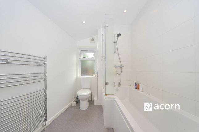 28, Lyndon Road, Belvedere photo 4