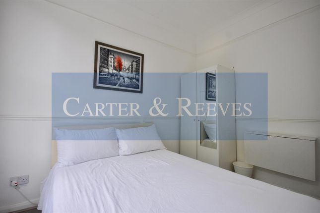 Flat B, 298, Gray's Inn Road, London photo 3