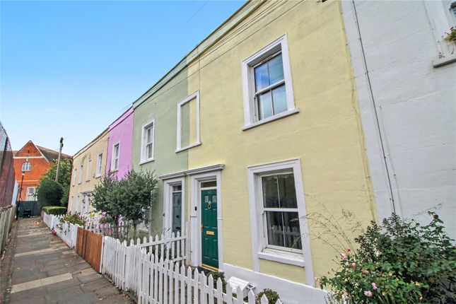 2-bed terraced on Holly Walk, Middlesex, £500,000