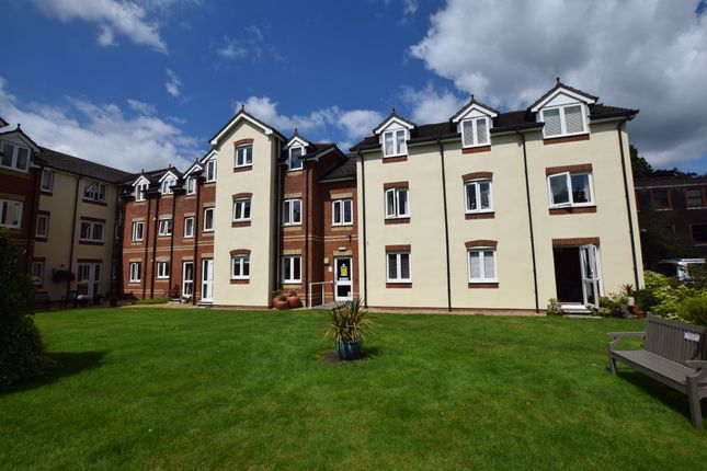 50, Willow Court, Alton photo 4