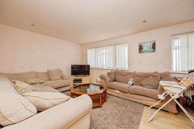 21, Barne Close,, Plymouth photo 2