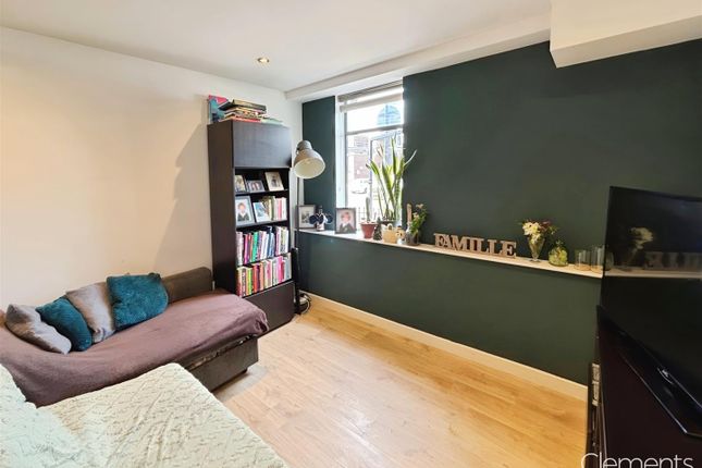 3, Normandy House, Wolsey Road, Hemel Hempstead photo 3