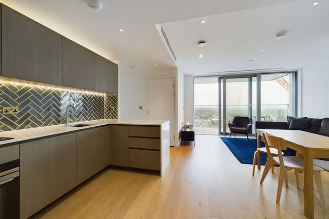 Flat 2602, London photo 4