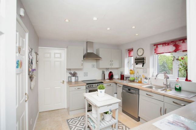 Detached house for sale in Cambridge Drive, Nuneaton, Warwickshire