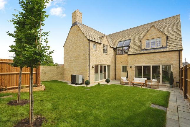 Plot Thirty Nine, The Broadway, Ampney Meadows, Cirencester photo 4