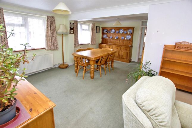 4, Merlin Close, Tonbridge photo 4