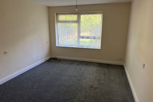 49, Boulton Grange, Telford photo 2