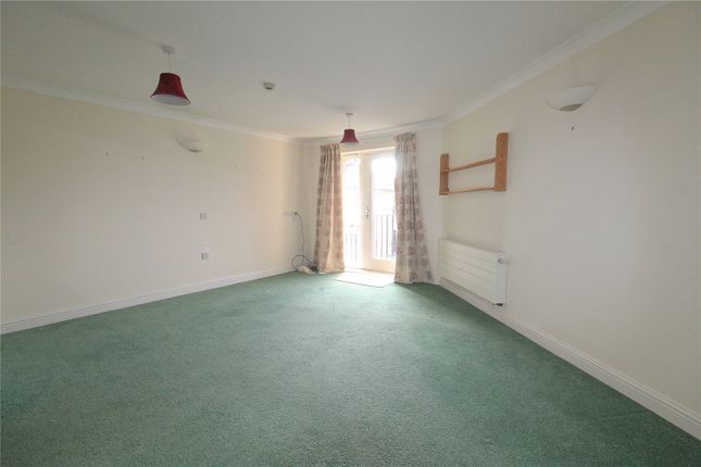 33, Florence Court, Wiltshire photo 2