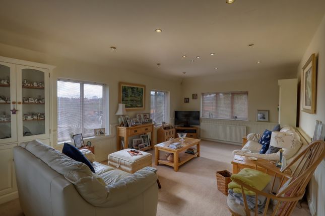 2, Summerleys Road, Buckinghamshire photo 2
