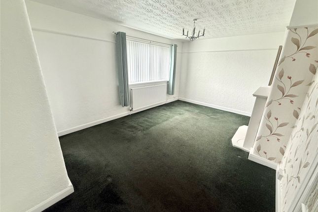 42, Howden Road, Greater Manchester photo 2