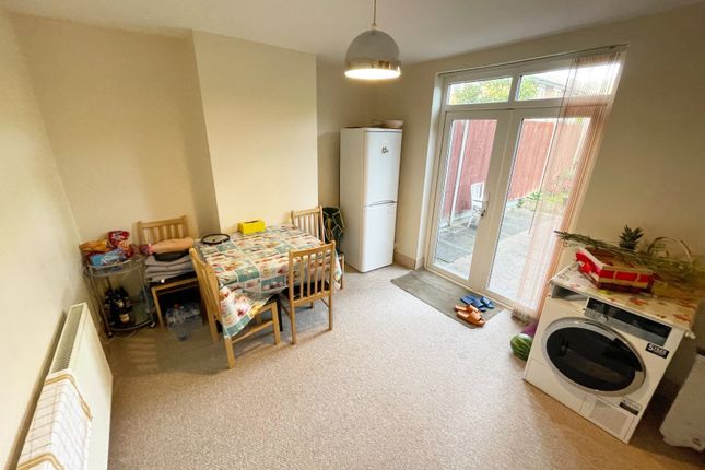 35, Mortimer Way, Braunstone photo 3