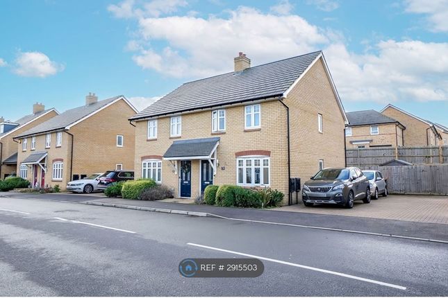 Harlequin Crescent, Wixams, Bedford photo 3